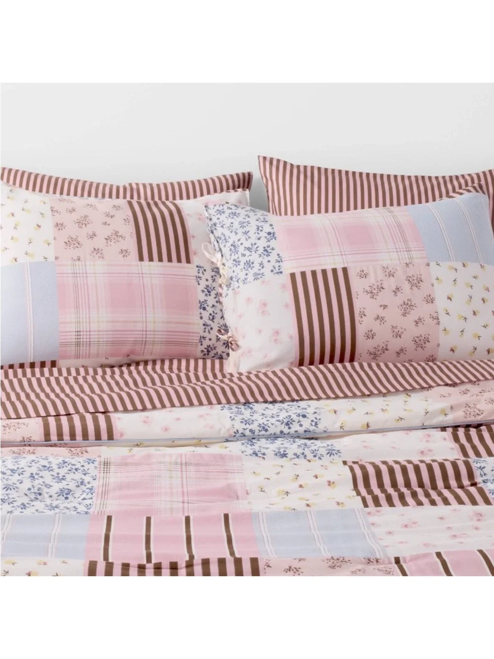 Hollister Pink Patchwork Full/Queen Comforter Set